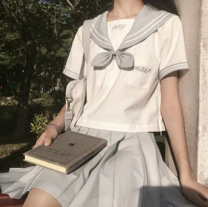 衣锦还乡倍思亲